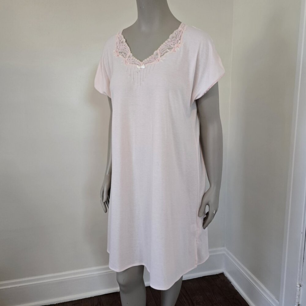 Miss Elaine Womens Size 1X Sleepshirt Nightgown Lace Pink Slit Soft RN 17414